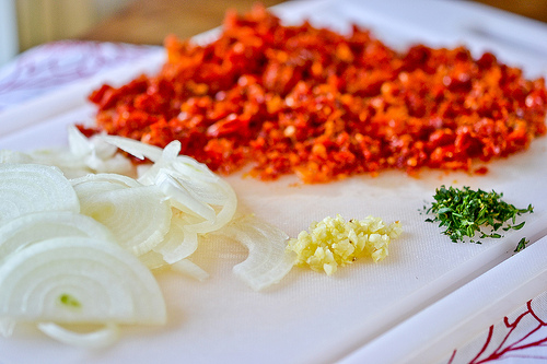 Crostini with Sun-Dried Tomato Jam-2