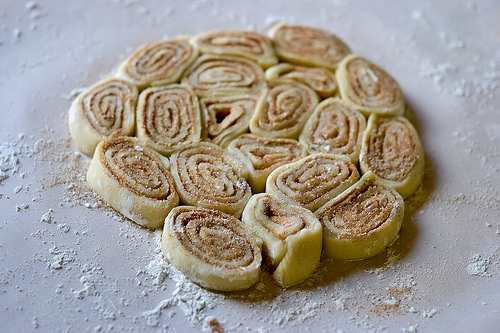 Cinnamon Bun Apple Pie-7