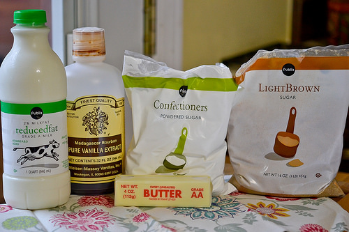 Apple-Cream Cheese Bundt Cake-11