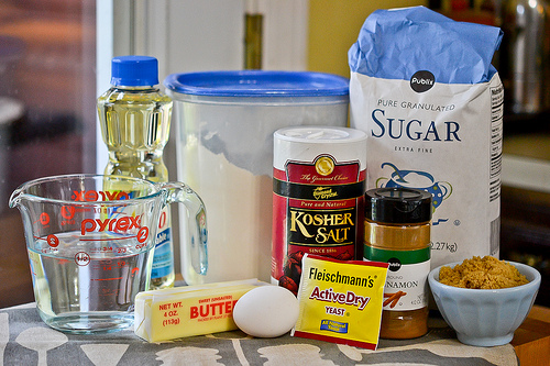 Cinnamon Sugar Pretzel Bites-1