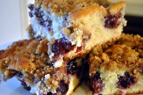 Cherry Crumb Cake