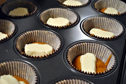 Pumpkin Cream Cheese Muffins