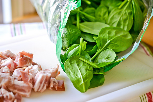 Spinach Salad with Warm Bacon Dressing-2