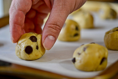 Salted Caramel Chocolate Chip Cookies-4