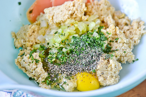 Roasted Garlic Chickpea Burgers-5