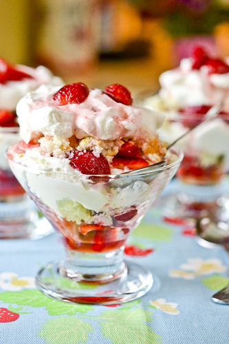 Strawberry Shortcake Parfaits 1