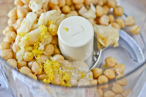 Roasted Garlic Chickpea Burgers-3