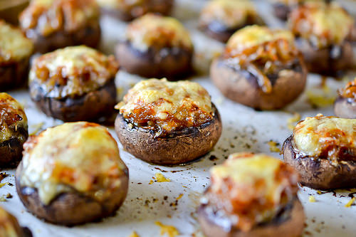 French Onion Soup Stuffed Mushrooms-11