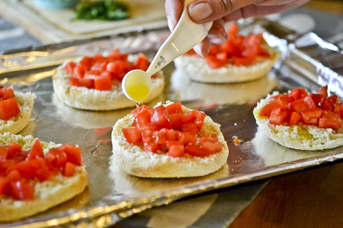 English Muffin Pizzas 9