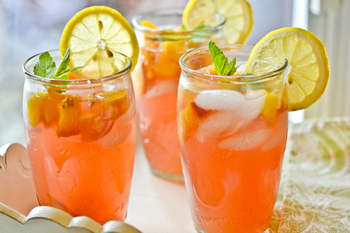 Fresh Peach Lemonade 4