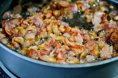 Spinach Salad with Warm Bacon Dressing-4