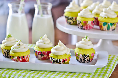 Mini Lime Cupcakes-16